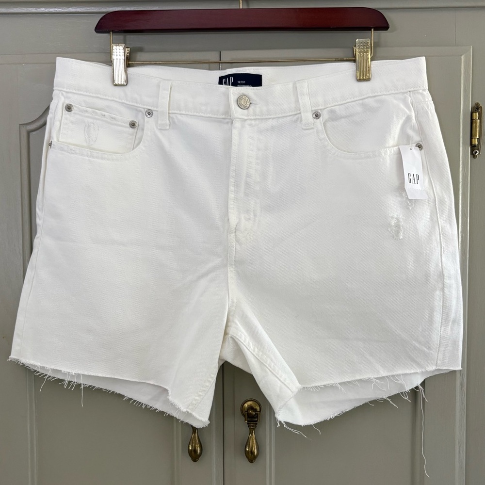GAP Boyfriend Denim Short | Optic White |‎ Size 12